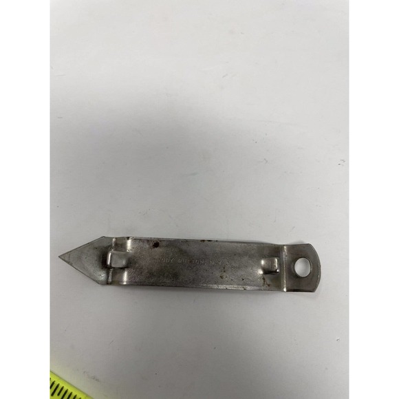 Vintage Handy Button NYC Bottle Opener Can Tapper Metal - Picture 6 of 7